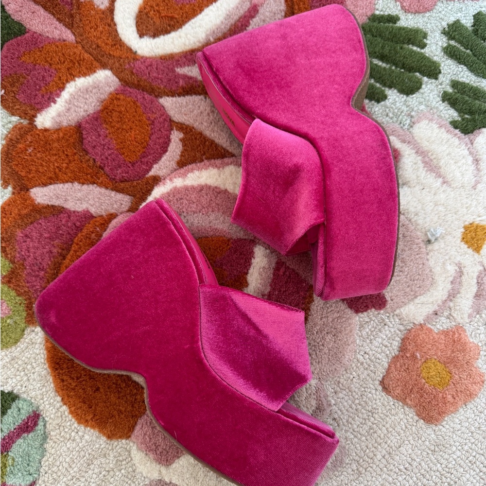 Women's Pink Platform Shoes
